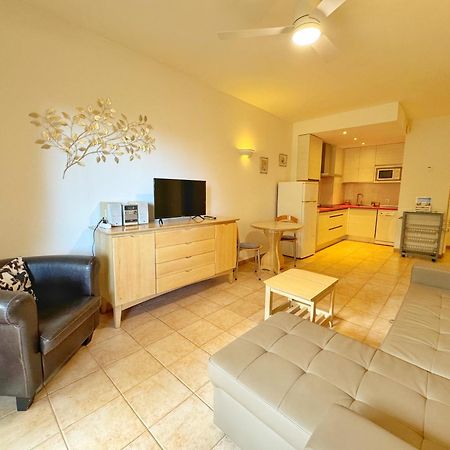 797 Holiday Rentals- Precioso Piso Con Vistas Al Jardin En Benalbeach Benalmádena Dış mekan fotoğraf