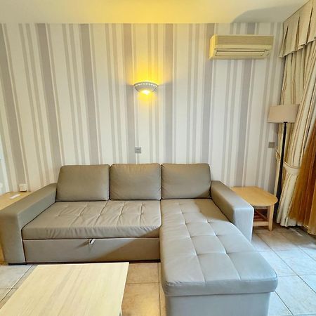 797 Holiday Rentals- Precioso Piso Con Vistas Al Jardin En Benalbeach Benalmádena Dış mekan fotoğraf