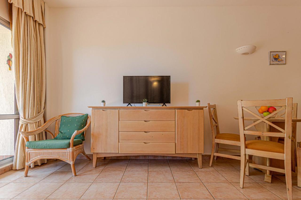 797 Holiday Rentals- Precioso Piso Con Vistas Al Jardin En Benalbeach Benalmádena Dış mekan fotoğraf
